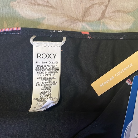 BNWT Roxy high waist bottom - Picture 3 of 6